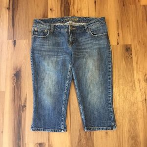 American Eagle 14 stretch denim bermuda shorts